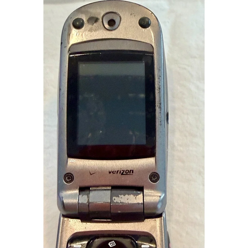 Casio G'zOne Type-S (Model C211)‎ vintage Flip Phone